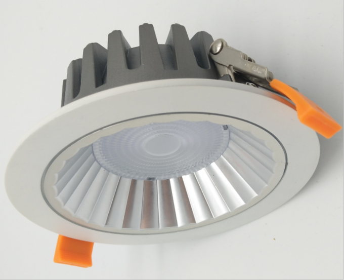 100V - ente anabbagliante della lampada della lega di alluminio di 240V Dimmable LED Downlights fondato